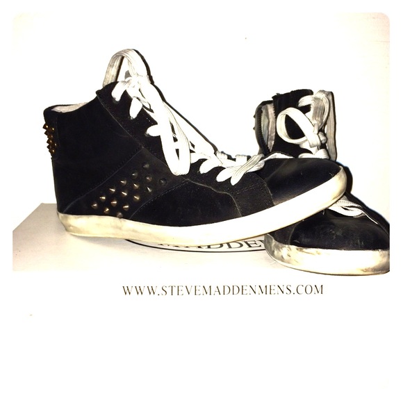 Steve Madden leather sneakers. - Picture 1 of 4
