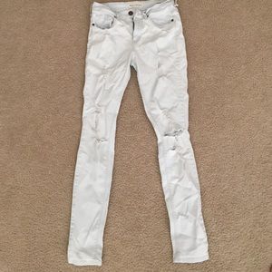 High Rise Skinniest Bullhead Jeans
