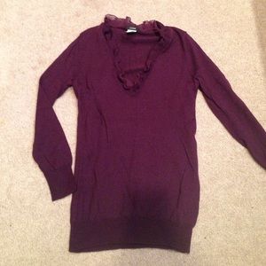 V neck sweater