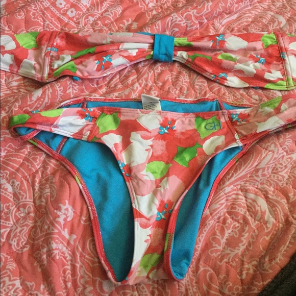 Bathing suit