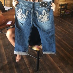 Never been worn miss me Jean capris
