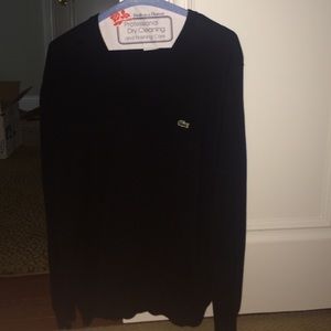 classy black v-neck. too big but super hadsome