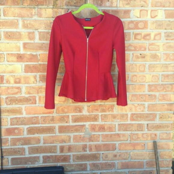 Top - Picture 1 of 2