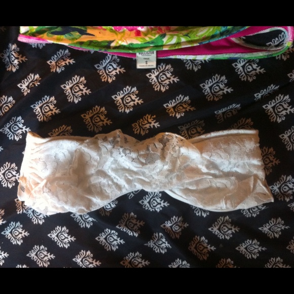 bikini - Picture 3 of 3