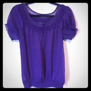EXPRESS chiffon top w/cinched detail and buttons!