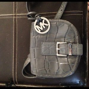 Michael kors crossbody