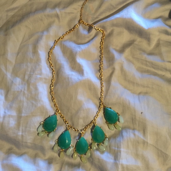Statement necklace