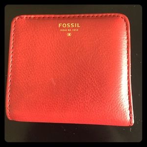SOLD!! Perfect Fossil wallet!!