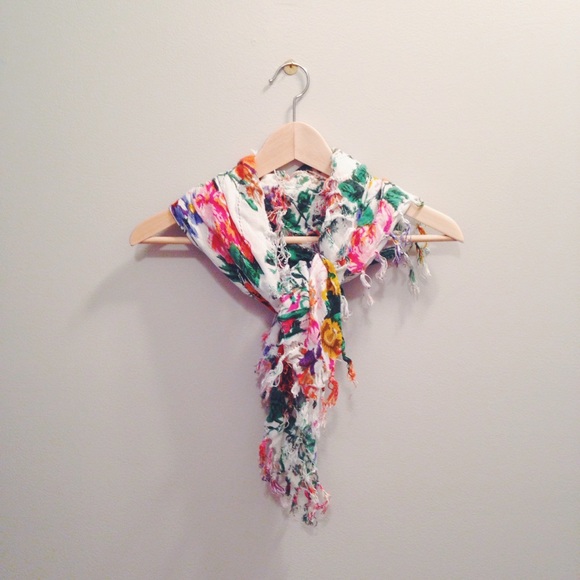 White Floral Scarf (available until Jan. 2) - Picture 1 of 3