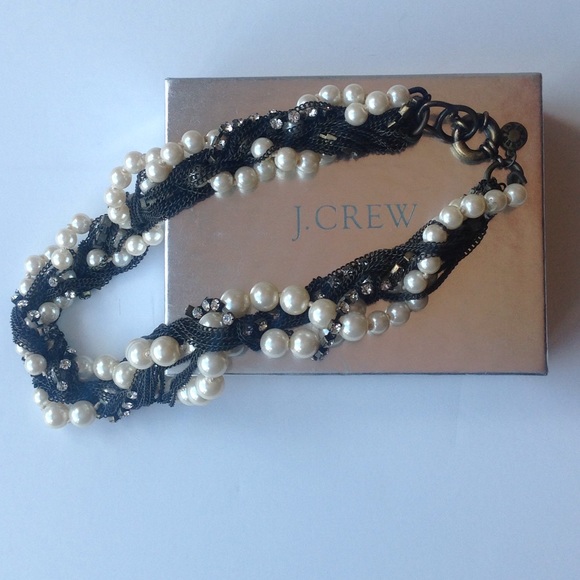 J. Crew Jewelry - J Crew faux pearl necklace - read before buying