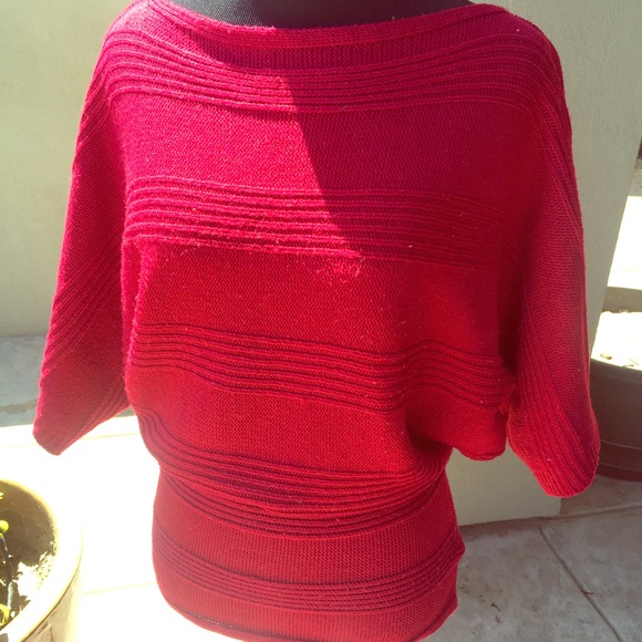 Red Kimono Sl. Sweater