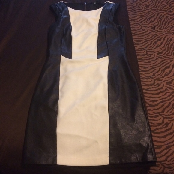 Black and off white dress - Picture 3 of 6