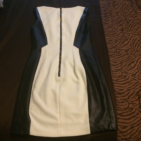 Black and off white dress - Picture 4 of 6