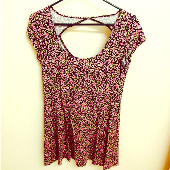 Super cute, super comfy floral dress!!
