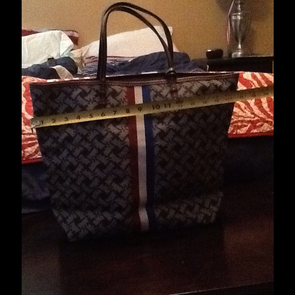 Juicy Couture large tote - Picture 4 of 4