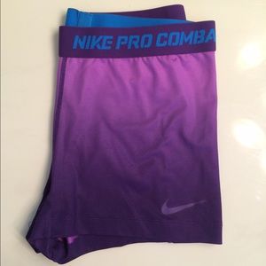 Nike pro combat