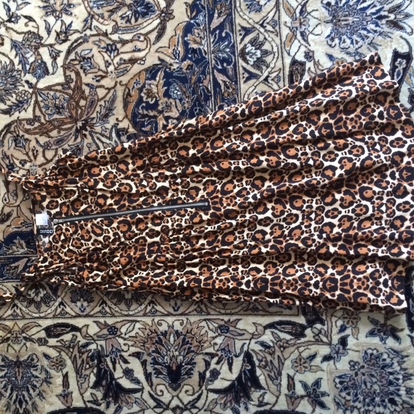 RARE cheetah print dress with zipper in the front
