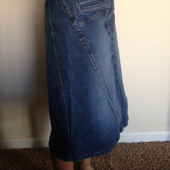 Denim skirt - Picture 2 of 3