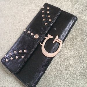 Guess wallet