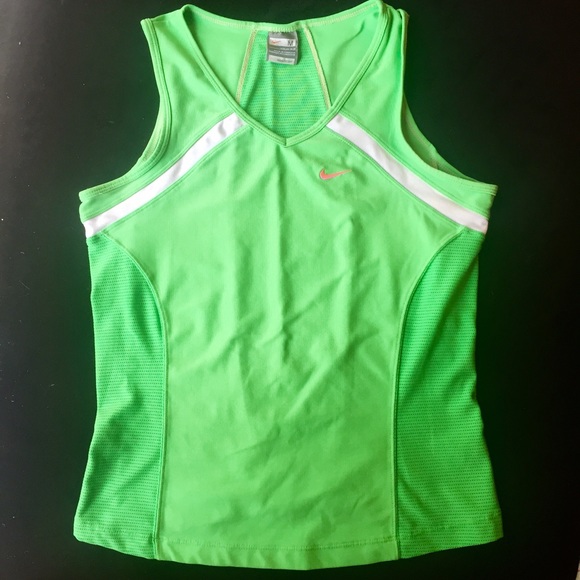 Nike workout top