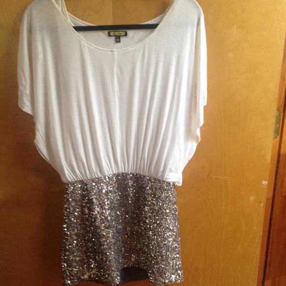 Dresses & Skirts - White and sequin dress🎉