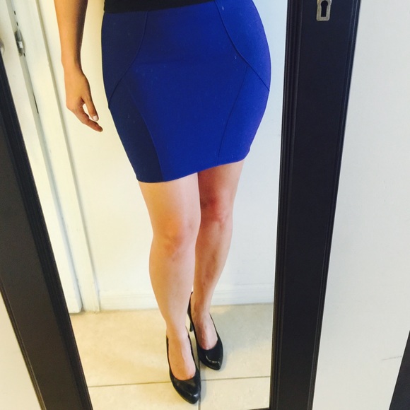 Swool royal blue mini skirt - Picture 1 of 4