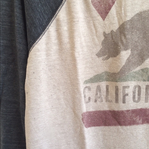 California Top - Picture 3 of 3