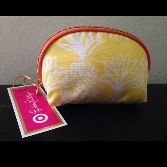 NWT Lilly Pulitzer Target Pineapple Punch Clutch
