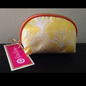 NWT Lilly Pulitzer Target Pineapple Punch Clutch