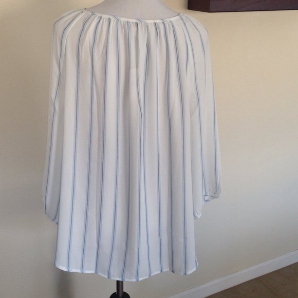 LOFT Peasant top - Picture 2 of 2