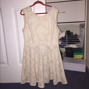 Lace Cream Dress