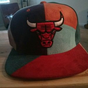 Chicago bull snapback