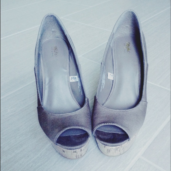Mossimo 'Pahnia' Wedges