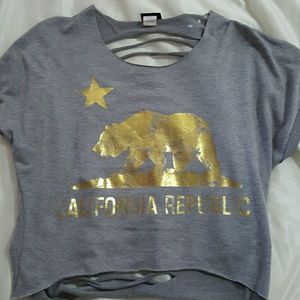 Loose Gray Cali Top