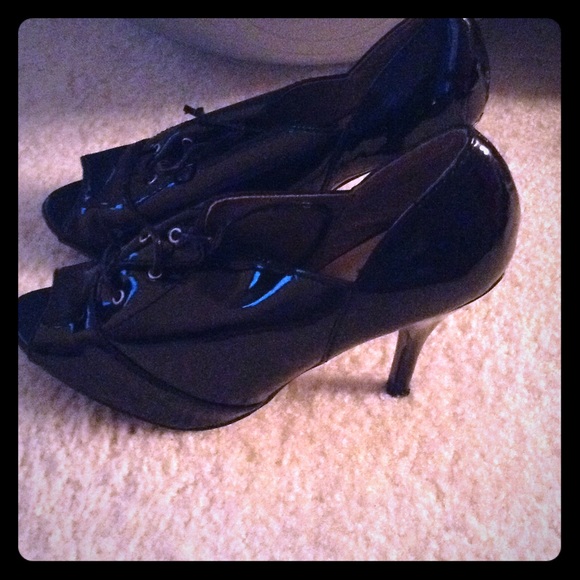 Lace up peep toe booties black size 8