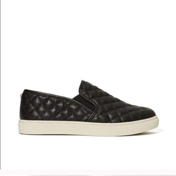 Steve Madden Shoes - Steve Madden eccentric quilted black shoes