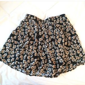 Daisy floral skirt