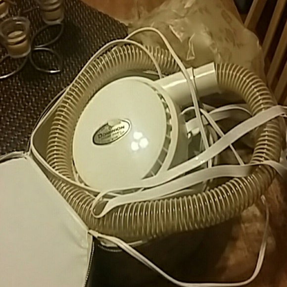 Dominion vintage portable dryer with case