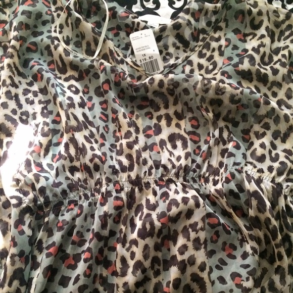 Top - Picture 2 of 2