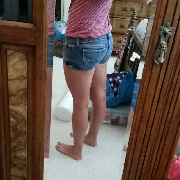 BOGO 50% American Eagle short shorts - Picture 4 of 4