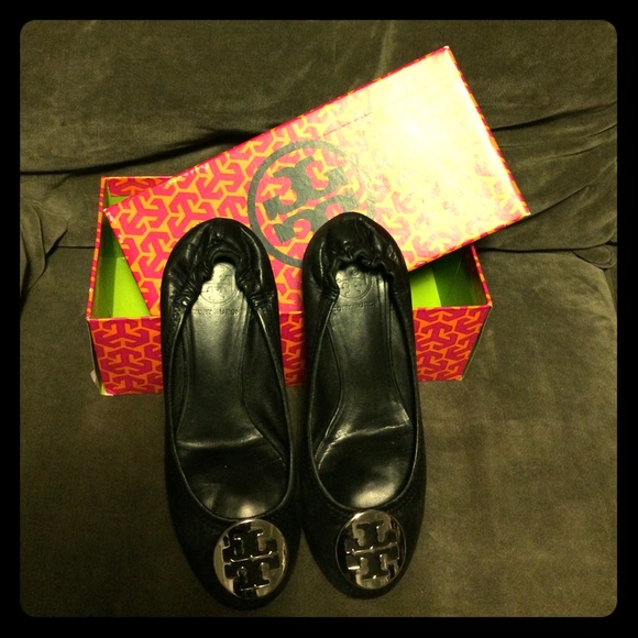 ORIGINAL BLACK REVA TORY BURCH BALLET FLATS