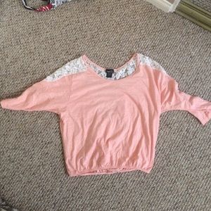Peach 3/4 sleeve top with lace detail size XL