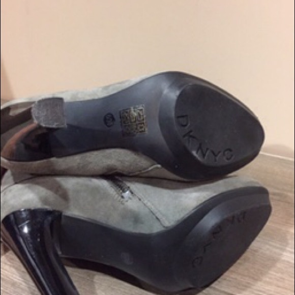 Boots - Picture 3 of 4