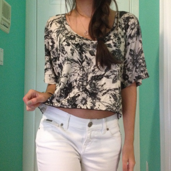Wet Seal Tops - Floral Beige Crop Top