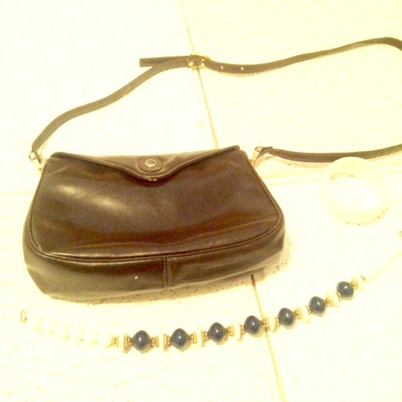 Susan Gail Dark brown leather vintage purse - Picture 1 of 3