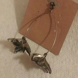 "Lily"Earrings in Fine Silver and Swarovski Beads