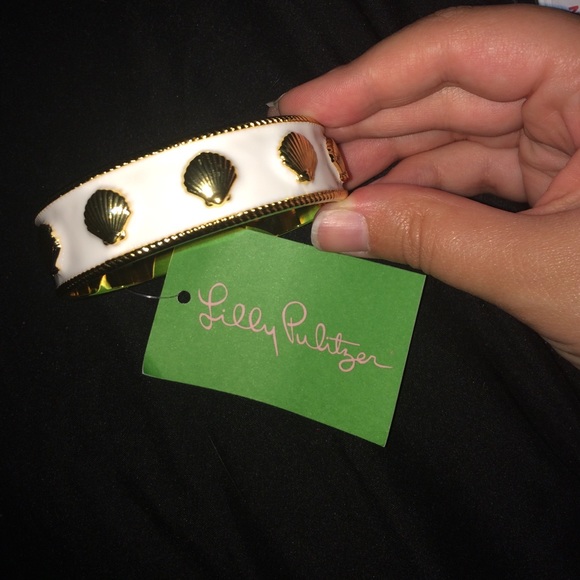 Lilly Pulitzer Jewelry - NWT Gold and White Lilly Pulitzer Bangle