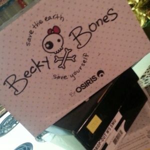 becky bones osiris shoes