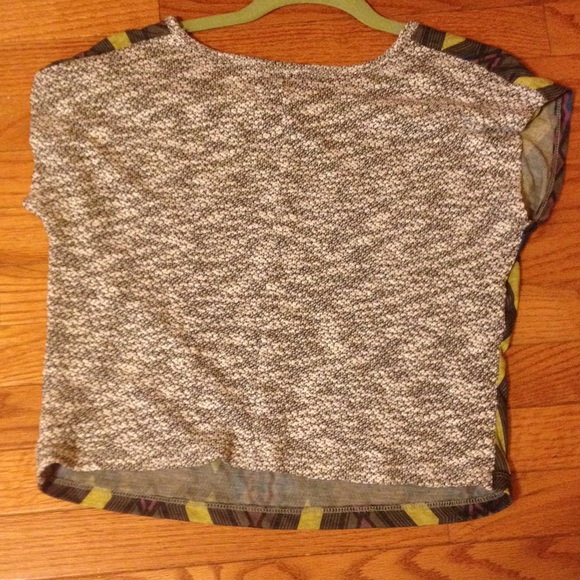 Patterned crop top - Picture 2 of 4