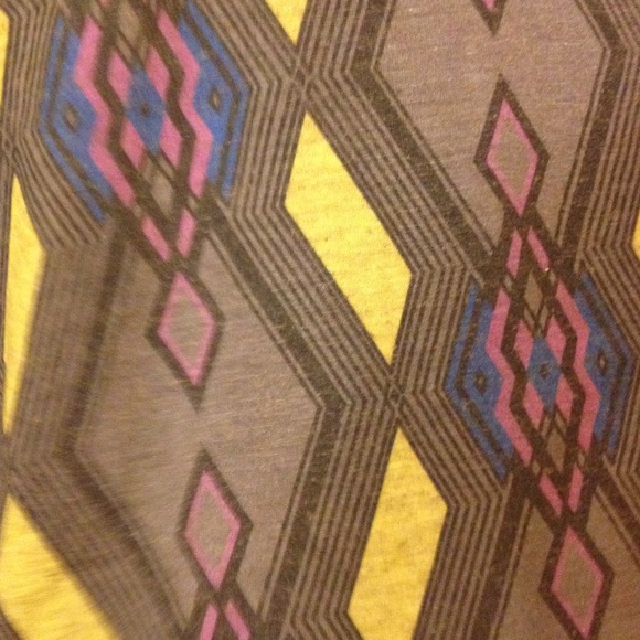 Patterned crop top - Picture 4 of 4